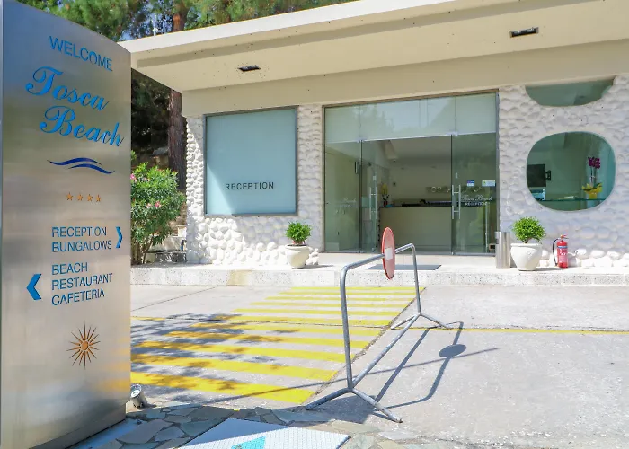 Tosca Hotel PalaiónTsiflíkion