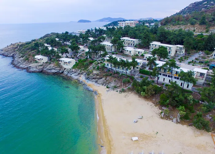 Tosca PalaiónTsiflíkion