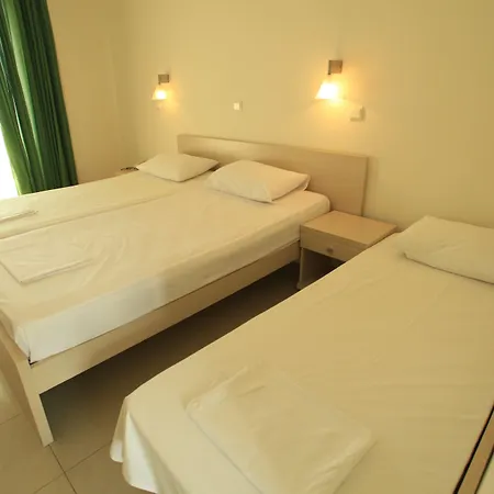 Tosca Hotel PalaiónTsiflíkion