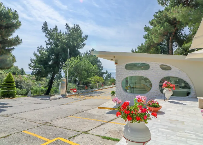 Tosca 4* PalaiónTsiflíkion